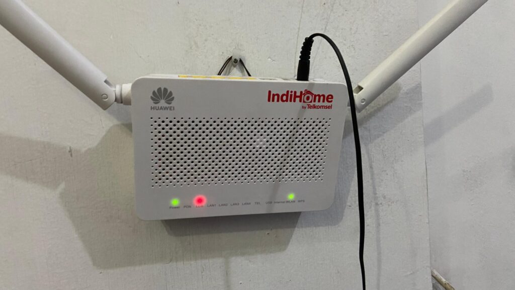 3 Penyebab IndiHome LOS Merah dan Cara Mengatasinya 1 IndiHome LOS Merah